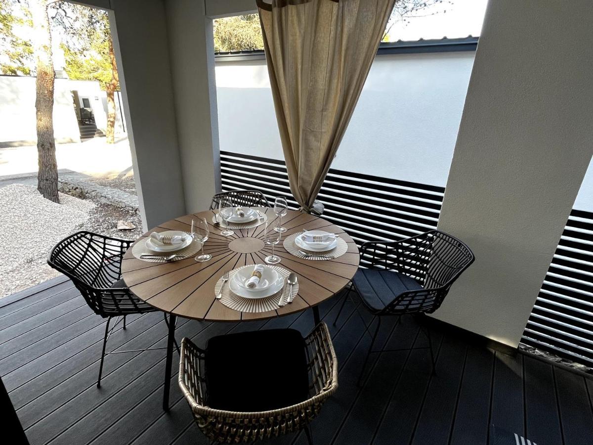 Luxury Mobile Home Pretty Green - Premium - Oaza Mira Resort -50 M From The Beach 드라게 외부 사진