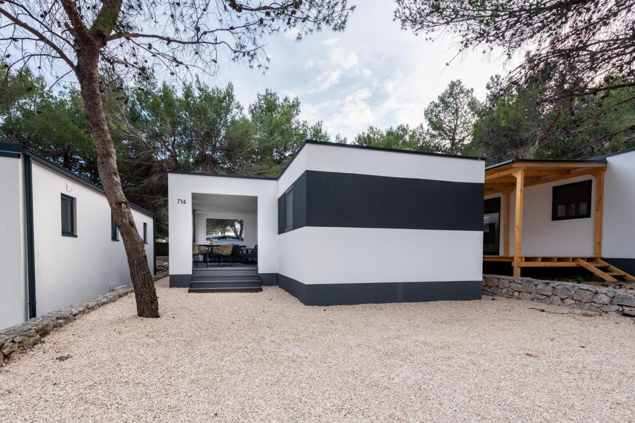 Luxury Mobile Home Pretty Green - Premium - Oaza Mira Resort -50 M From The Beach 드라게 외부 사진