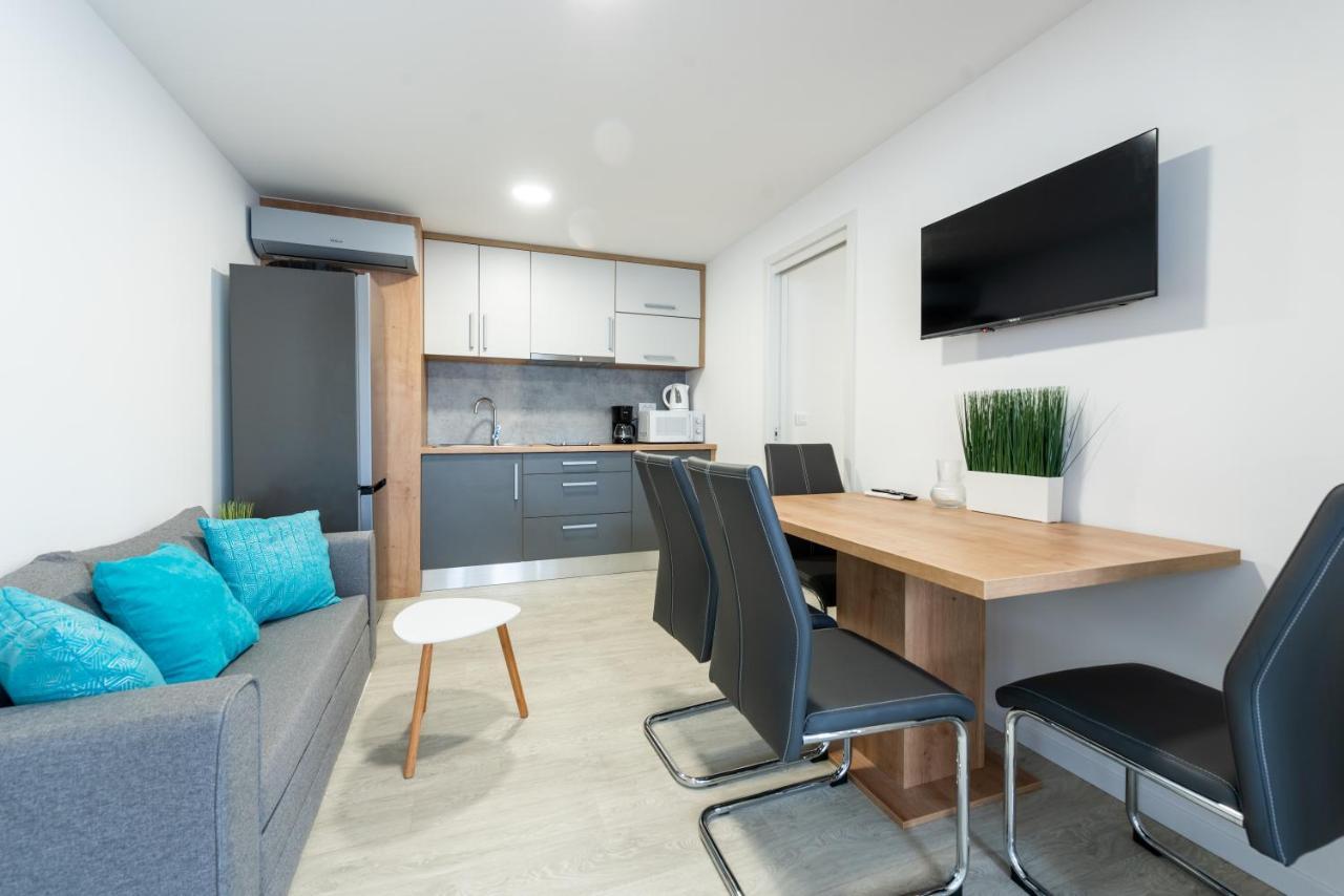 Luxury Mobile Home Pretty Green - Premium - Oaza Mira Resort -50 M From The Beach 드라게 외부 사진