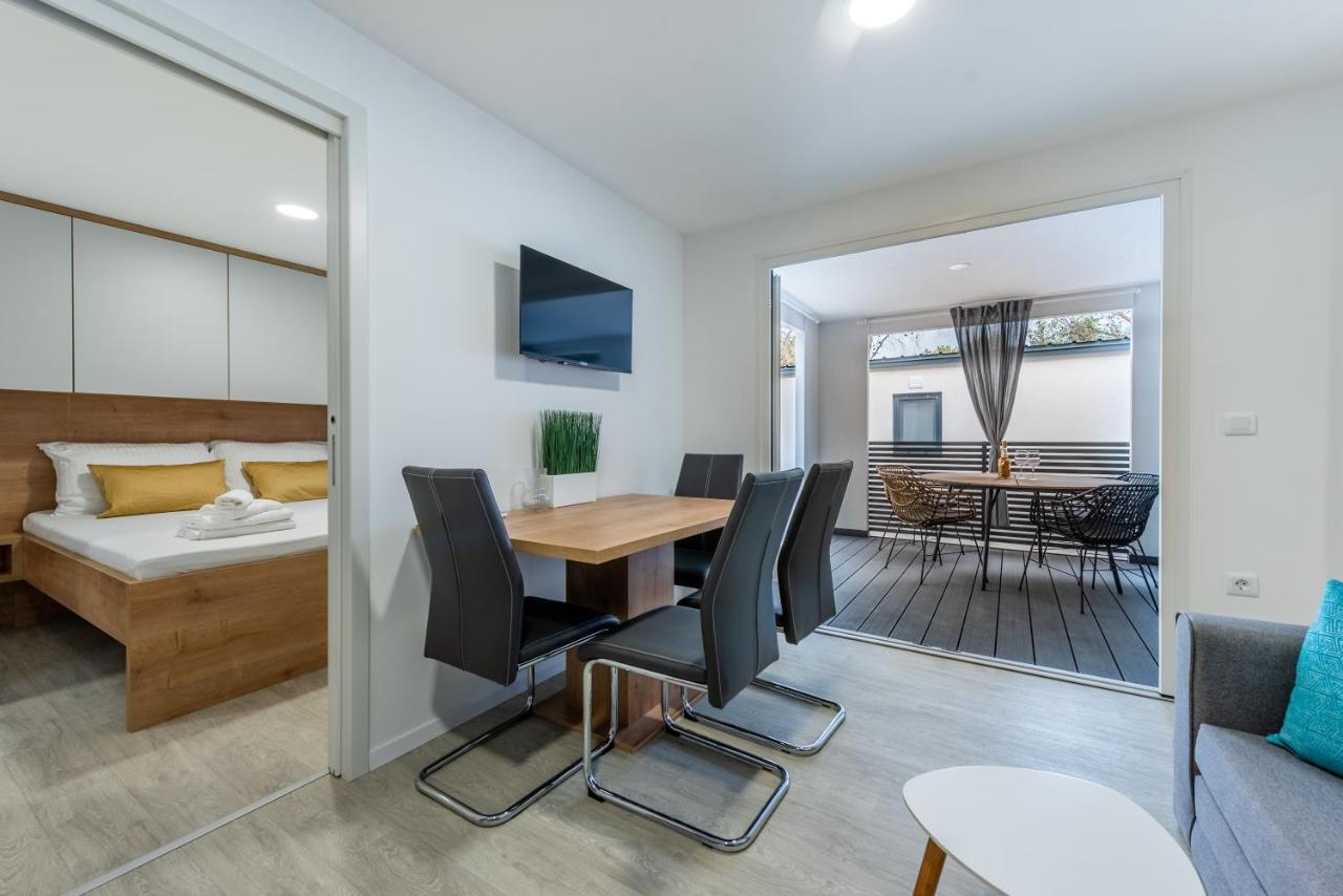 Luxury Mobile Home Pretty Green - Premium - Oaza Mira Resort -50 M From The Beach 드라게 외부 사진