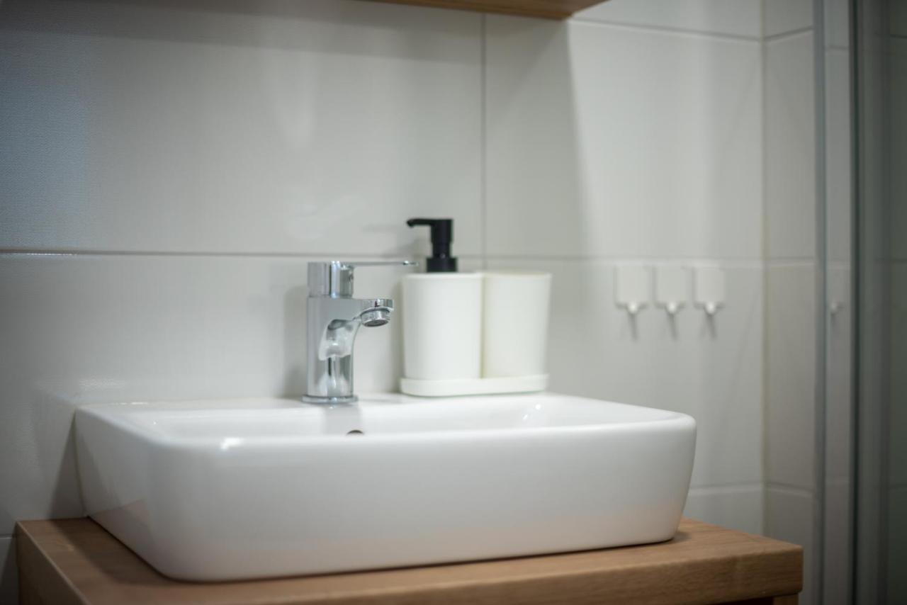 Luxury Mobile Home Pretty Green - Premium - Oaza Mira Resort -50 M From The Beach 드라게 외부 사진