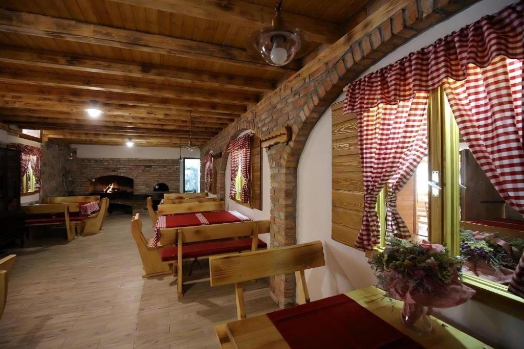Luxury Mobile Home Pretty Green - Premium - Oaza Mira Resort -50 M From The Beach 드라게 외부 사진